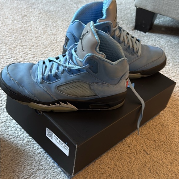Jordon Retro 5 size 9 - Picture 3 of 4
